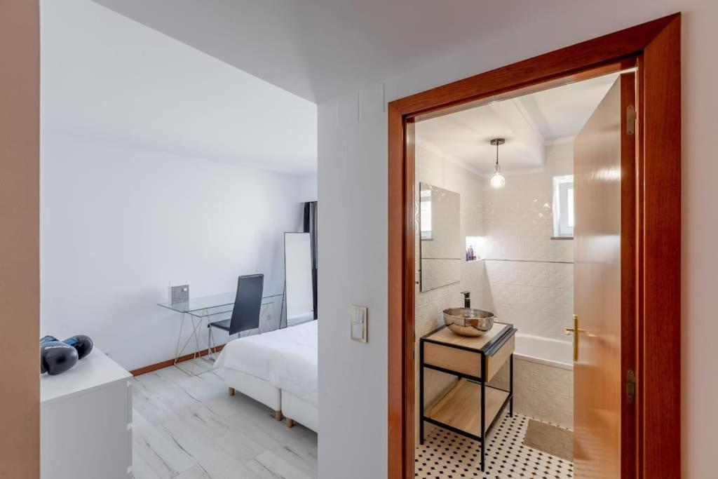 Spacious 3-Bedroom Condo In 리스본 외부 사진