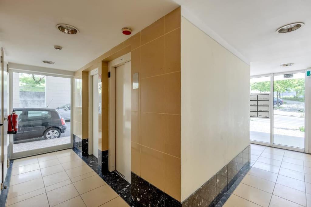 Spacious 3-Bedroom Condo In 리스본 외부 사진
